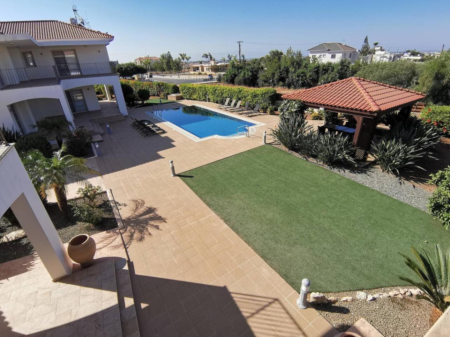 Orchard Blossom Private Villa With Pool Phrenaros Bagian luar foto