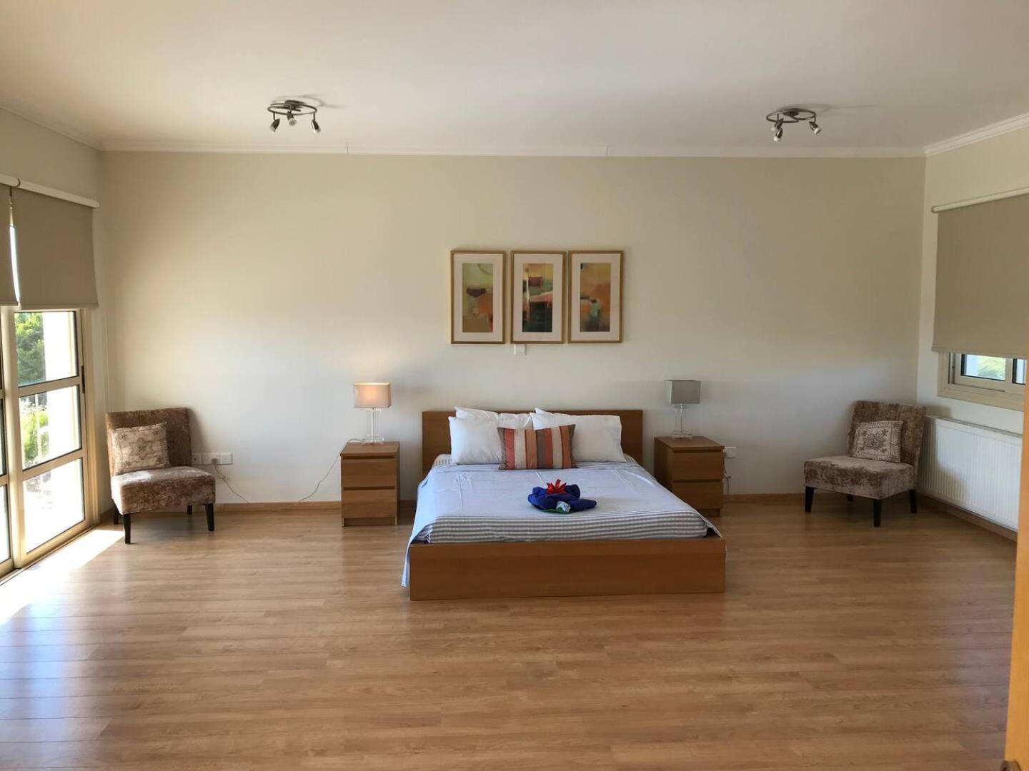 Orchard Blossom Private Villa With Pool Phrenaros Bagian luar foto