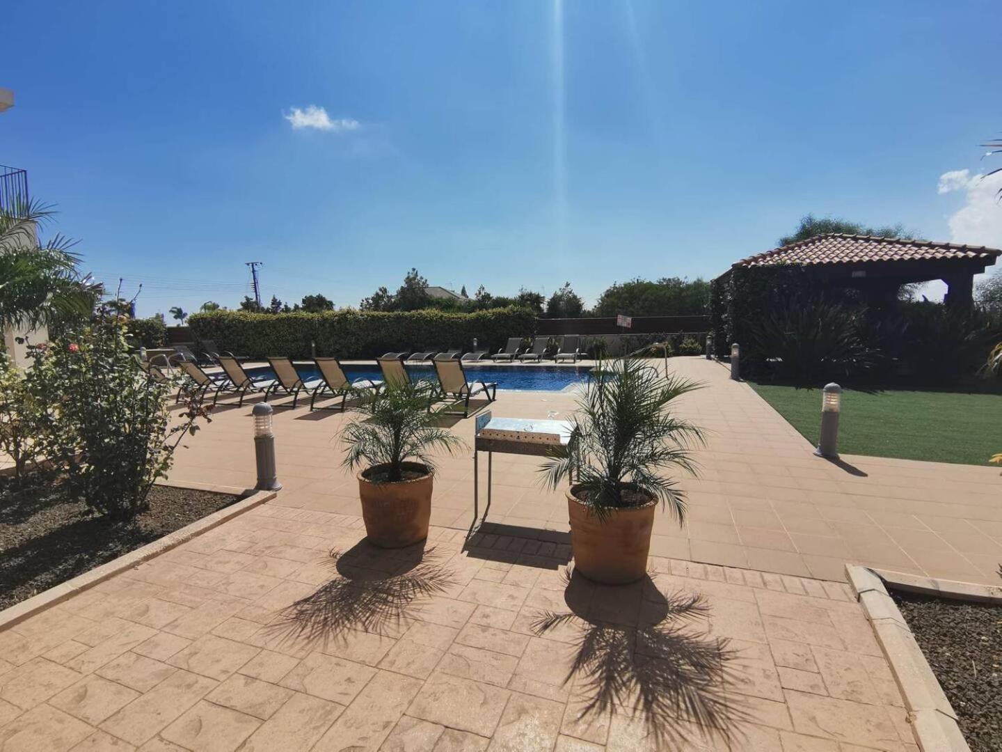 Orchard Blossom Private Villa With Pool Phrenaros Bagian luar foto