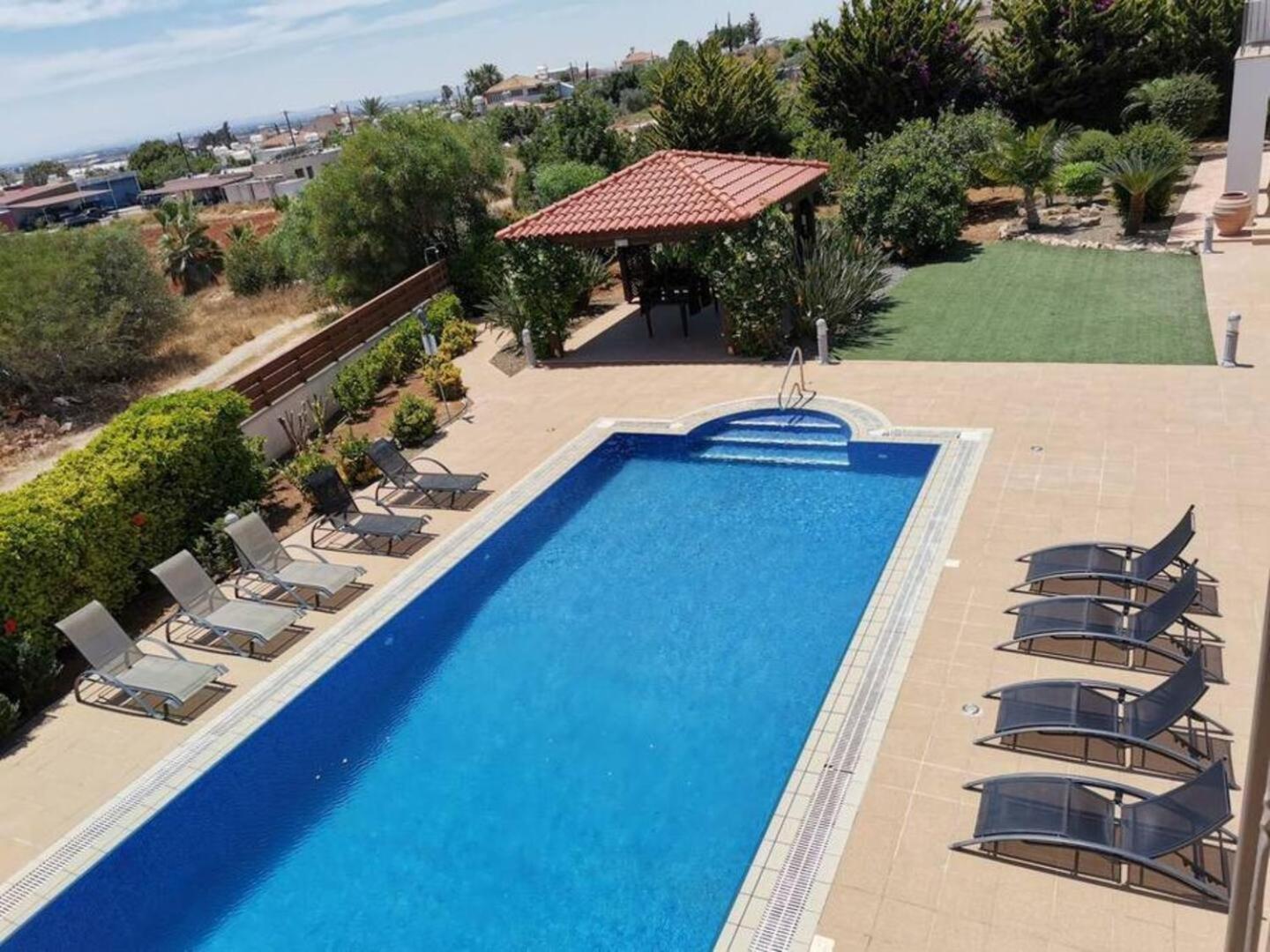 Orchard Blossom Private Villa With Pool Phrenaros Bagian luar foto