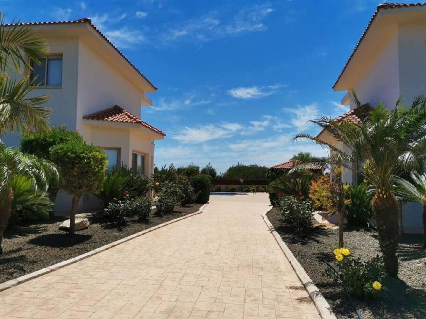 Orchard Blossom Private Villa With Pool Phrenaros Bagian luar foto