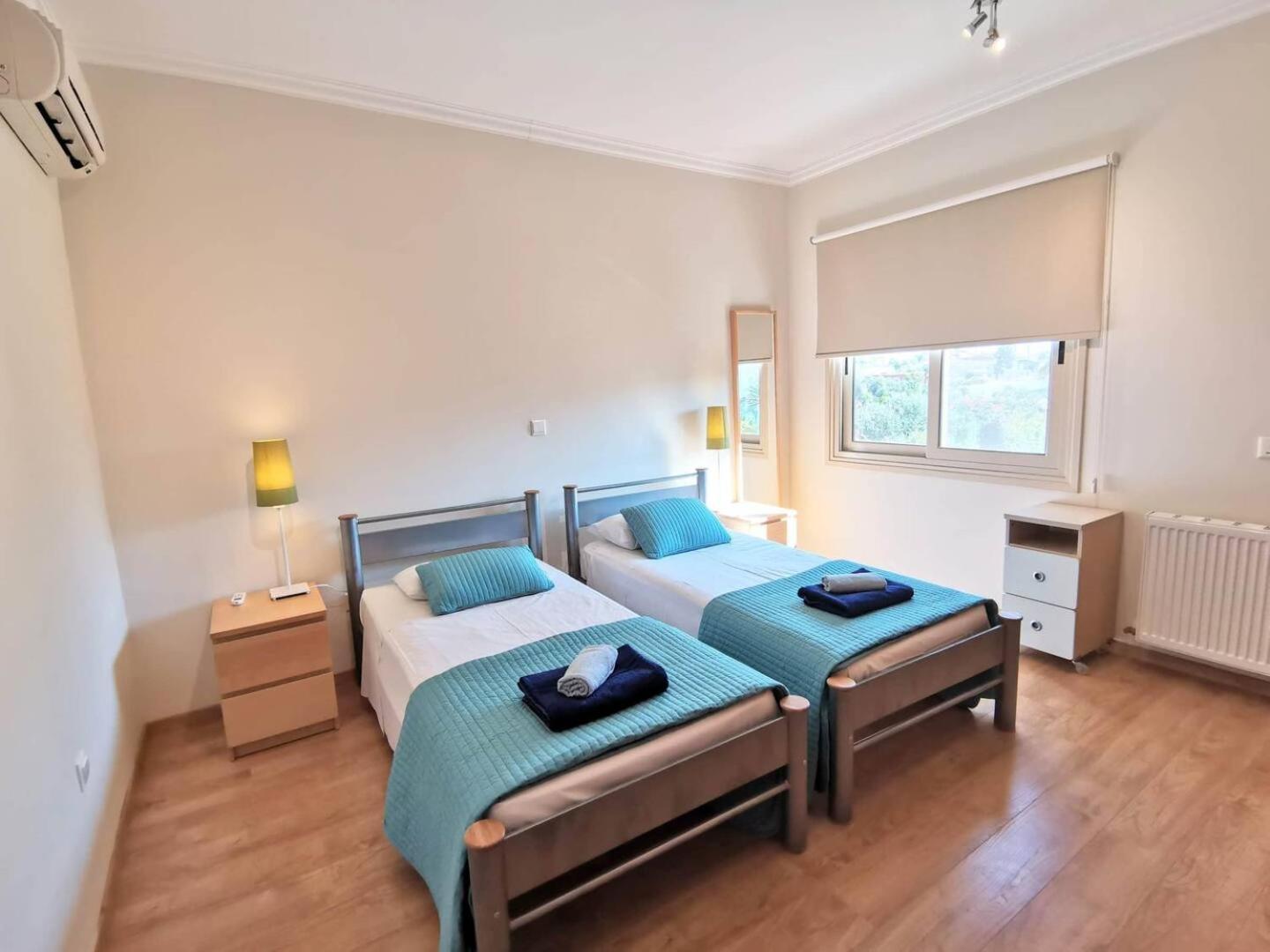 Orchard Blossom Private Villa With Pool Phrenaros Bagian luar foto